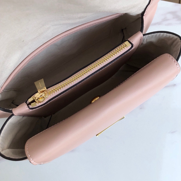 マイケルコースバッグ全体デザイン